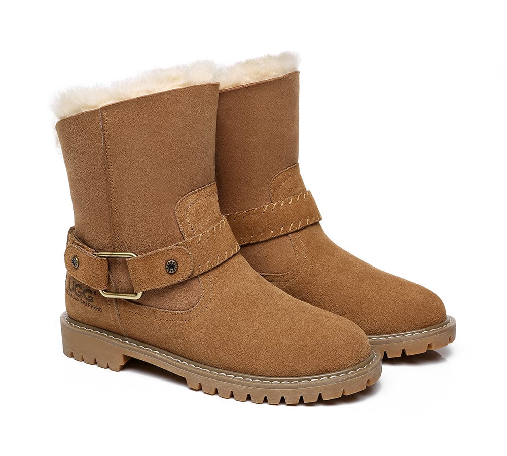 Girls Ugg Winter Short Boots (Size 3, online EU 35)